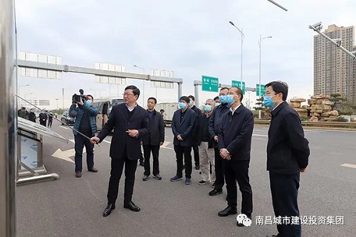 吳曉軍深入昌南大道快速路、洪都大道快速路項(xiàng)目現(xiàn)場(chǎng)調(diào)研指導(dǎo)